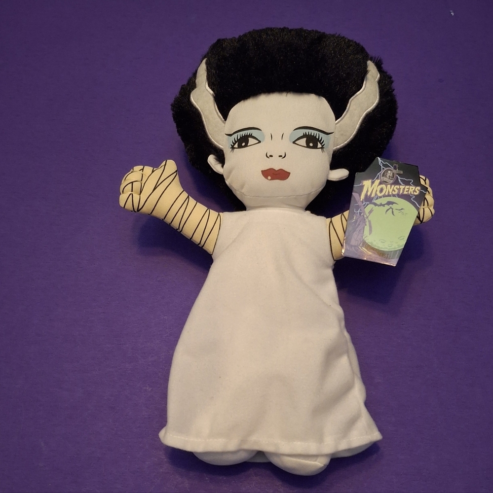 Universal Studios Monsters 2014 The Bride Of Frankenstein Doll